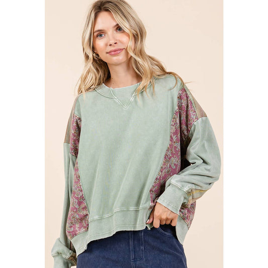 PATCHWORK PRINT MIX MINERAL WASH PULLOVER TOP