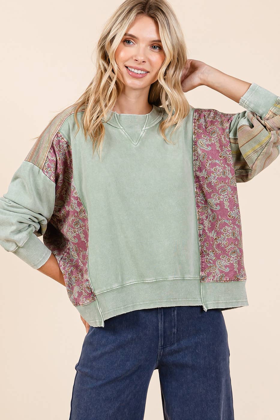 PATCHWORK PRINT MIX MINERAL WASH PULLOVER TOP