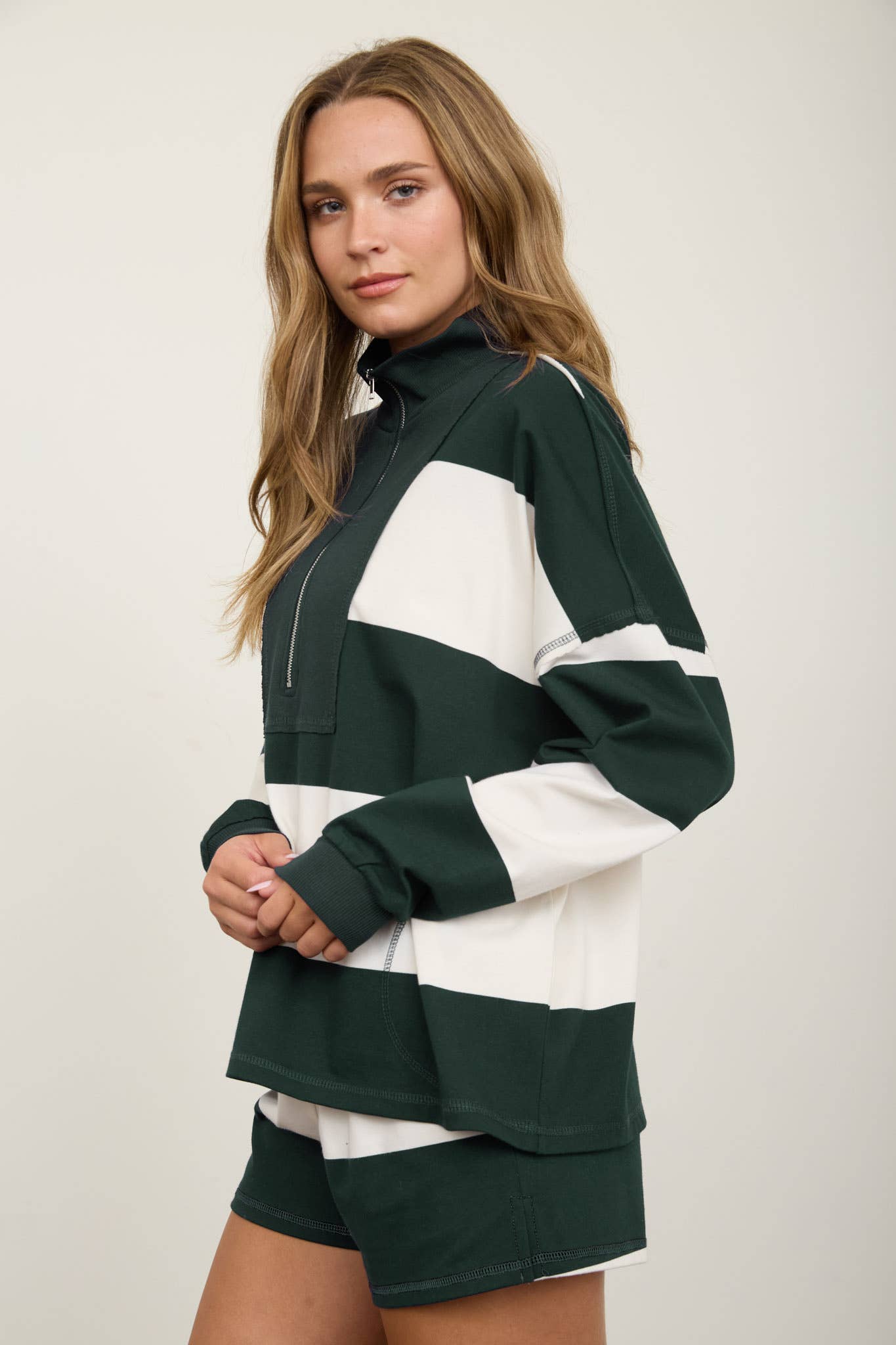 WIDE STRIPE HALF ZIP LONG SLEEVE KNIT TOP