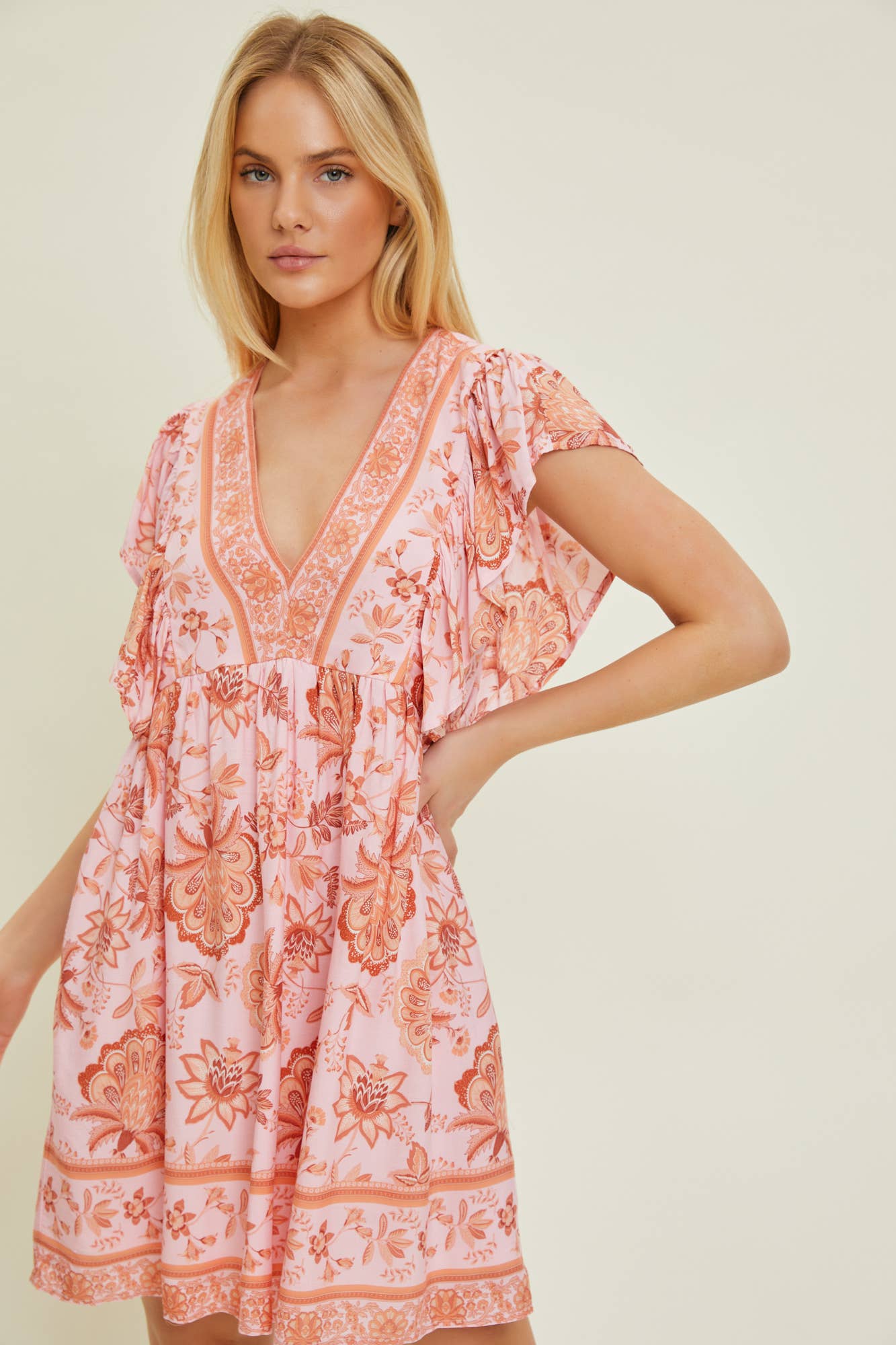 RUFFLE SLEEVE DRESS
