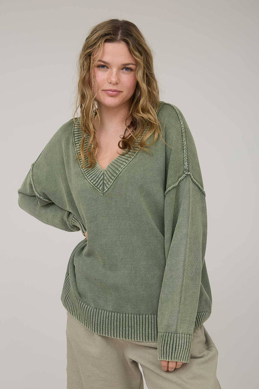 WASHED V NECK LONG SLEEVE OVERSIZED KNIT SWEATER