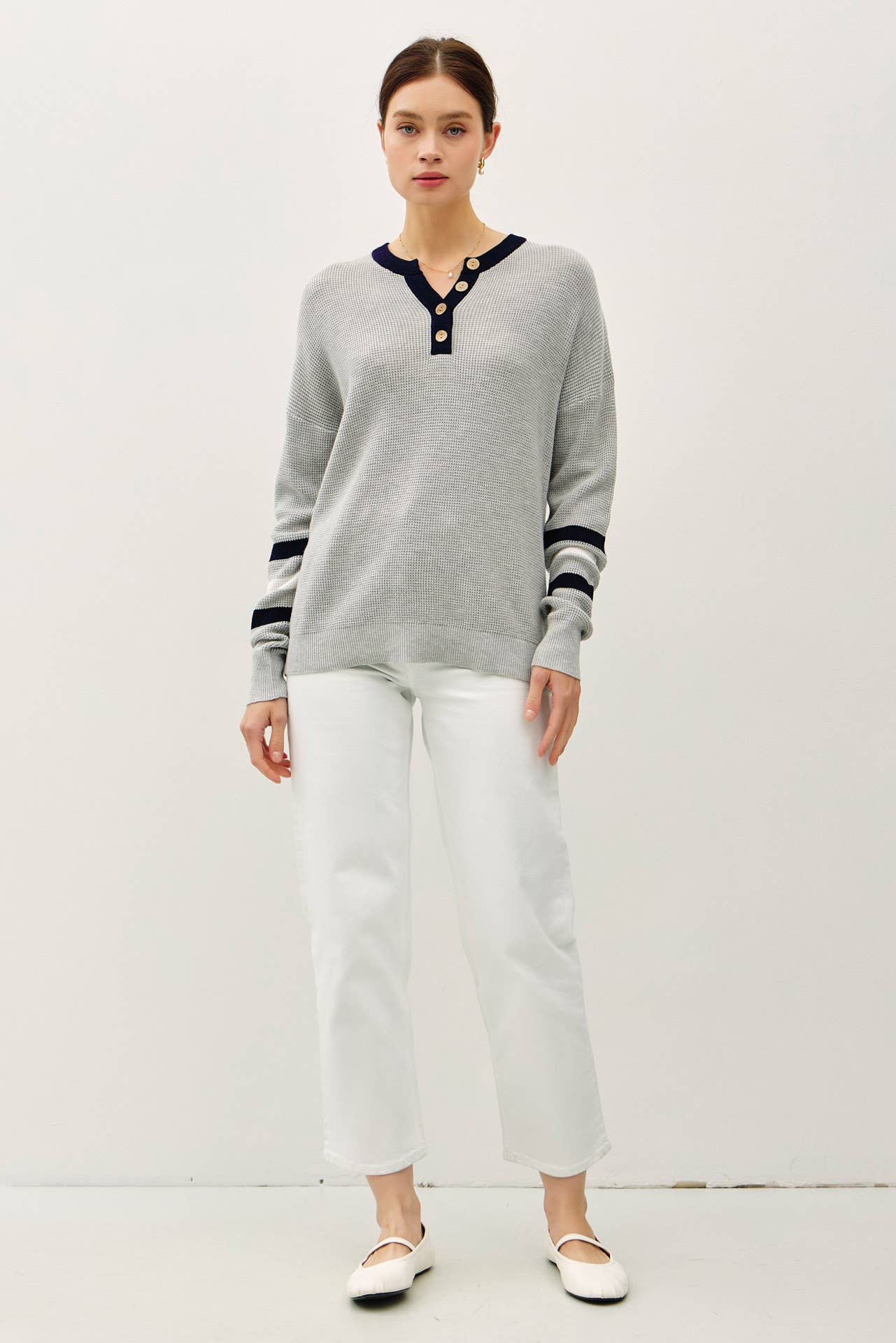 THREE STRIPED LONG SLEEVE WAFFLE KNIT HENLEY SWEATER