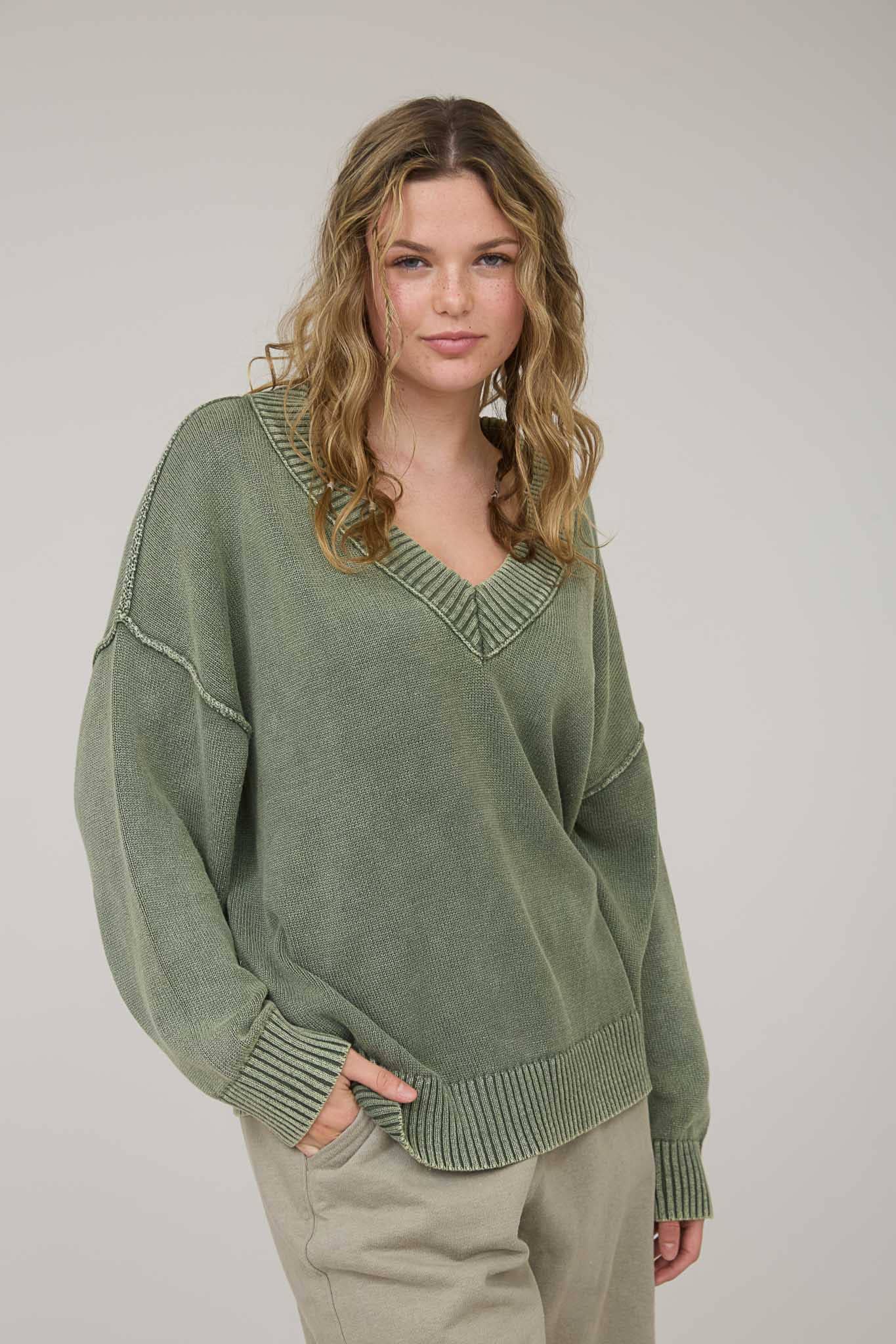 WASHED V NECK LONG SLEEVE OVERSIZED KNIT SWEATER