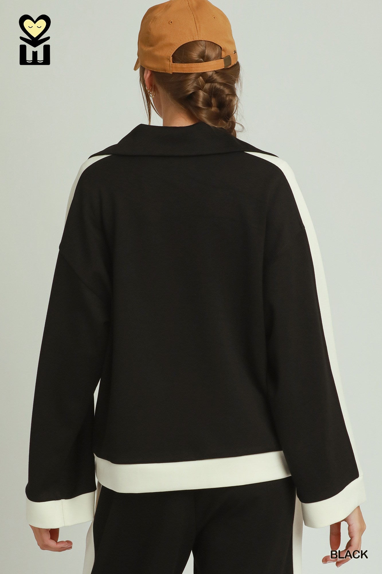 Luxknit Contrast Collar Top