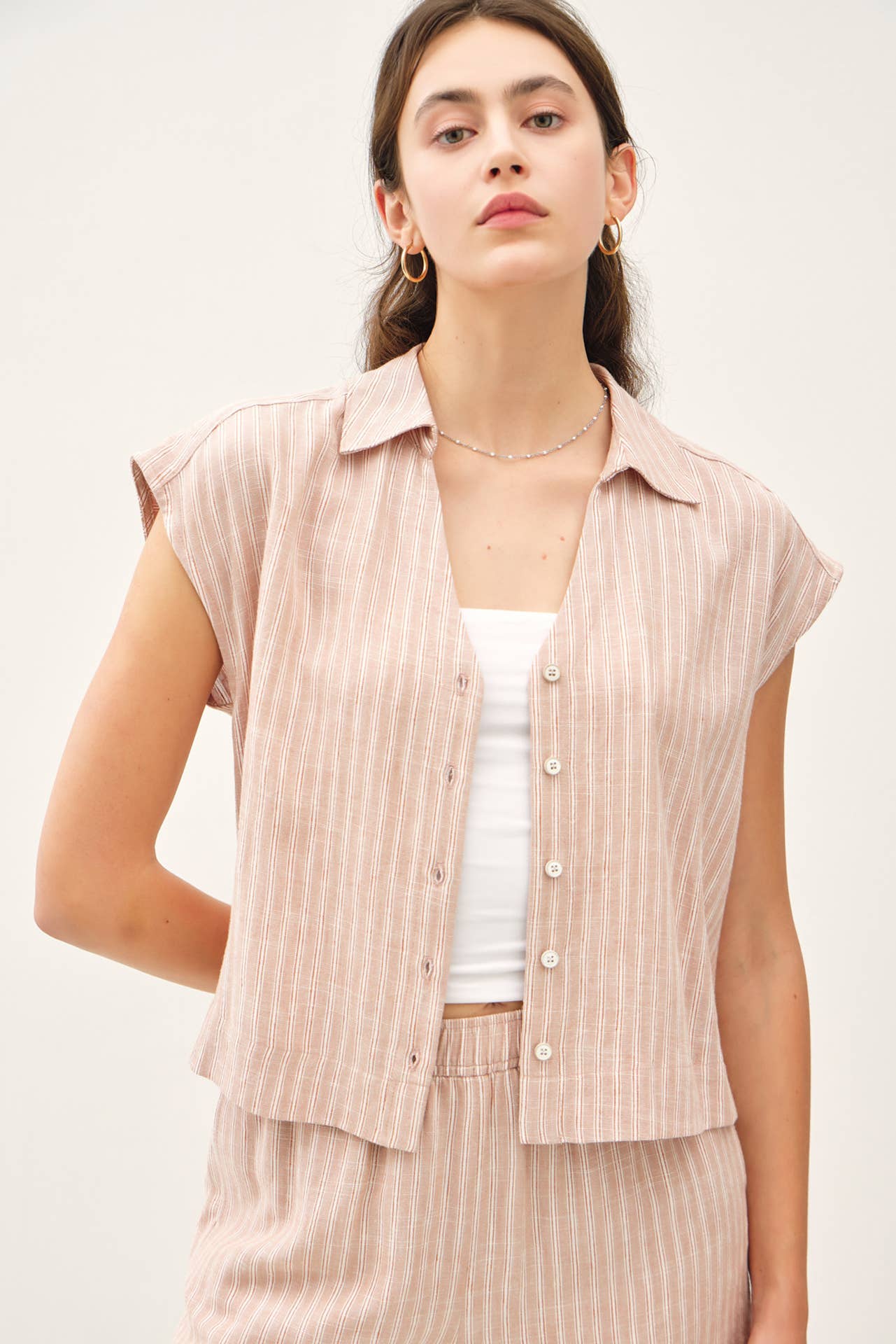 LINEN BLEND STRIPED V-NECK BUTTON UP TOP