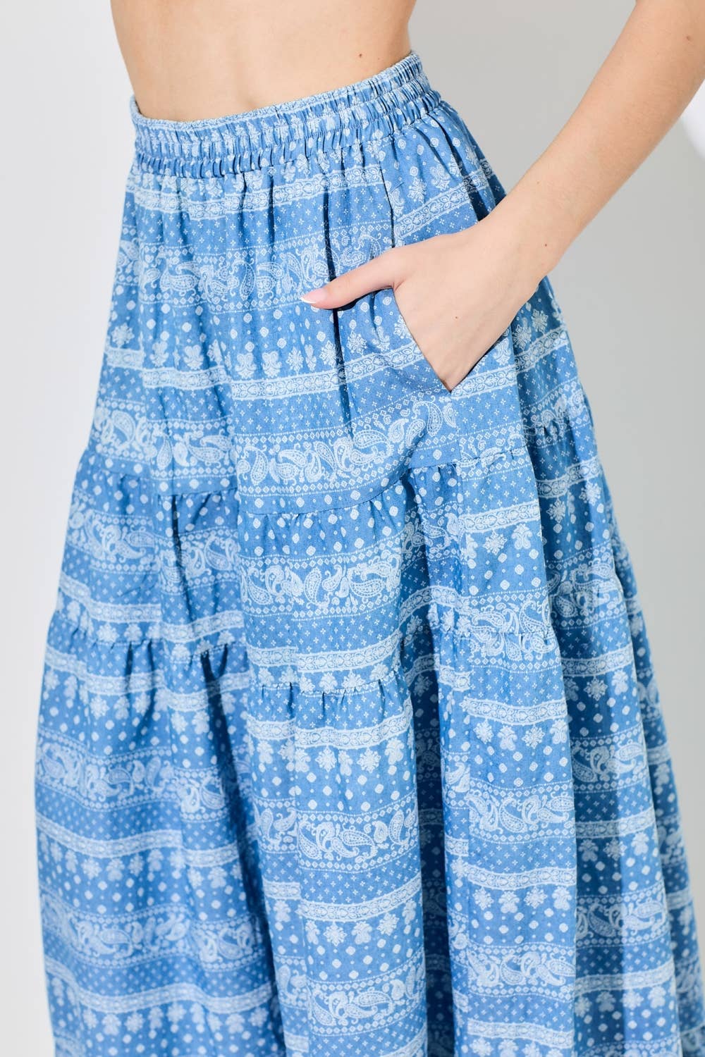 PRINTED PAISLEY ELASTIC WAIST MAXI SKIRT