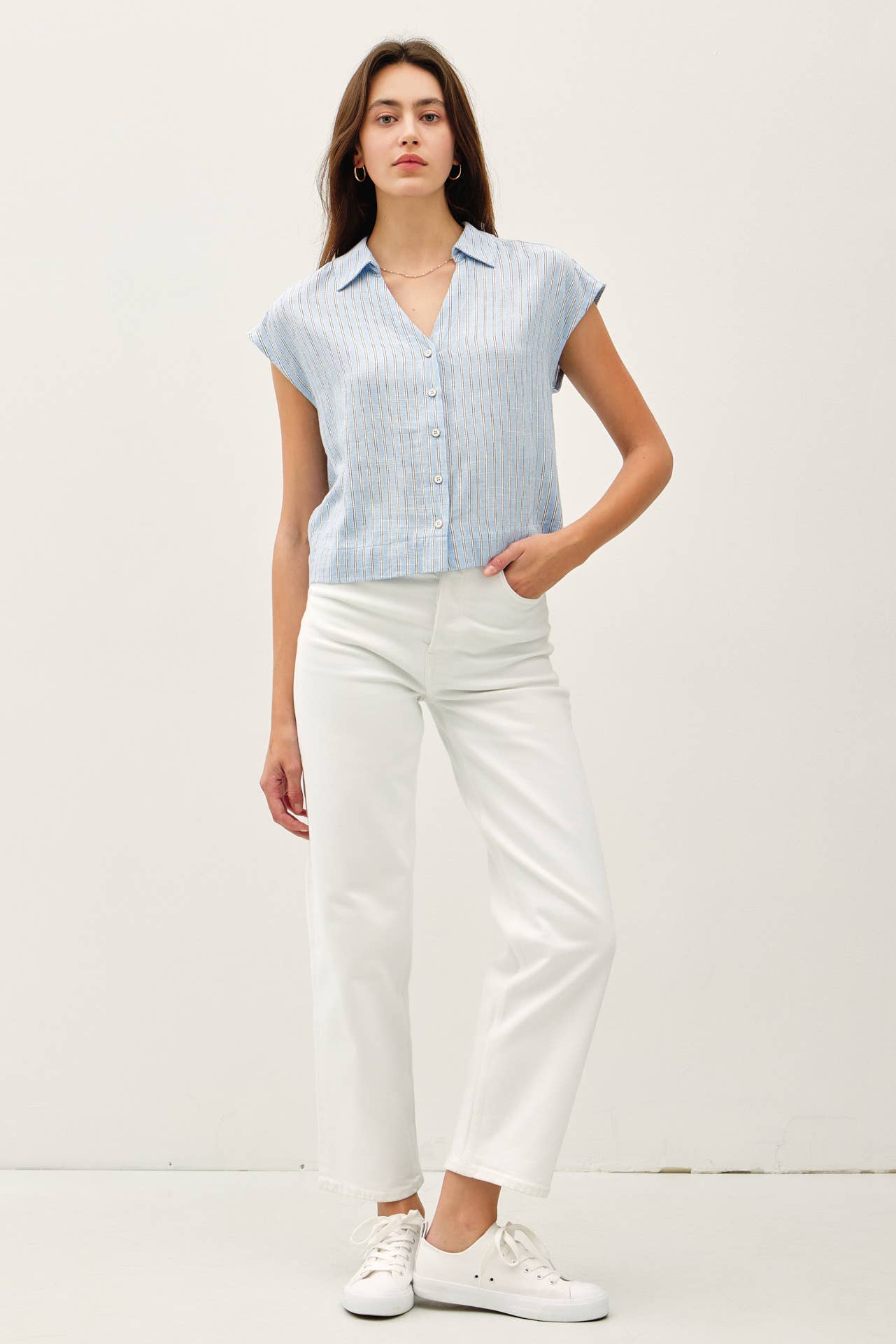 LINEN BLEND STRIPED V-NECK BUTTON UP TOP