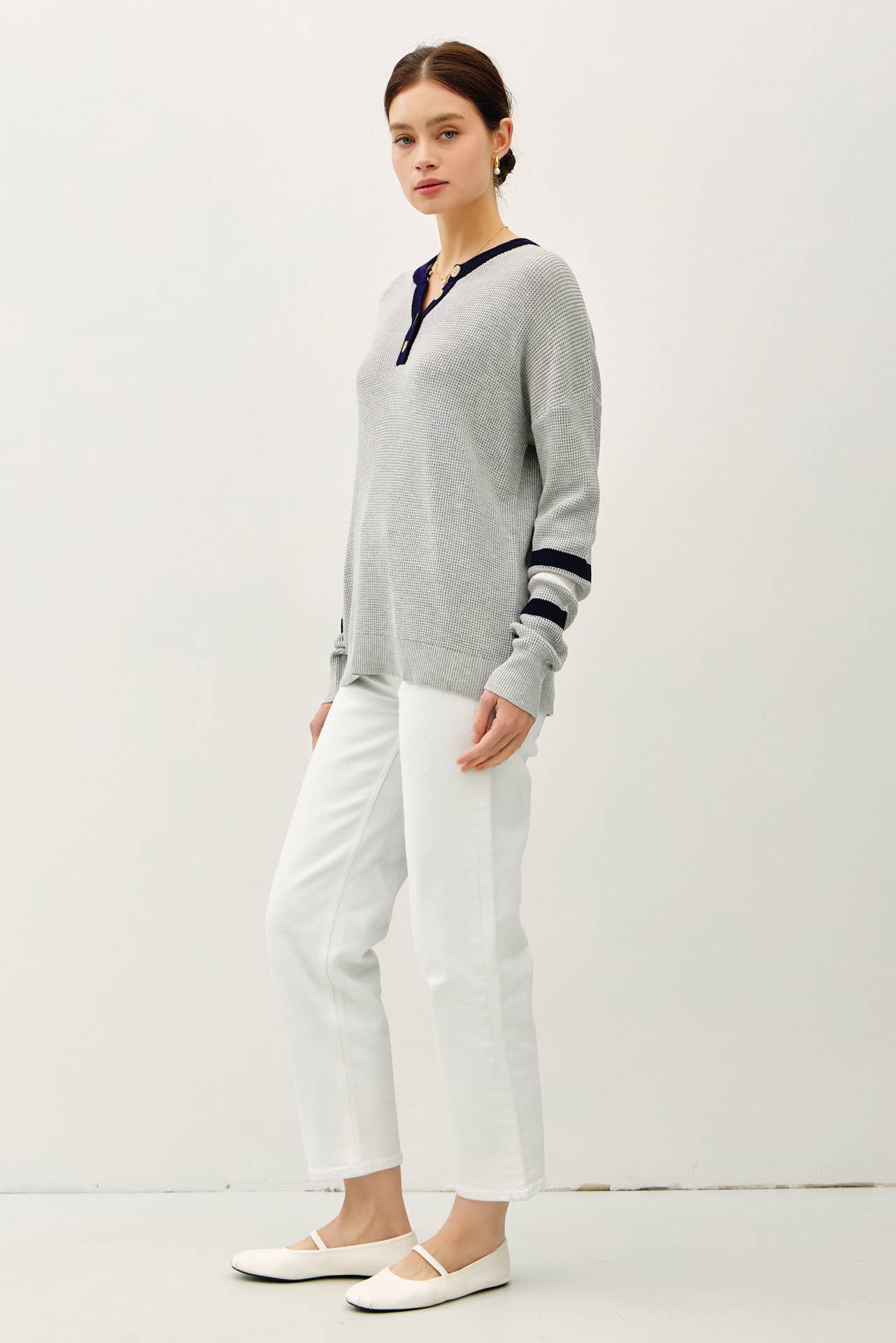 THREE STRIPED LONG SLEEVE WAFFLE KNIT HENLEY SWEATER