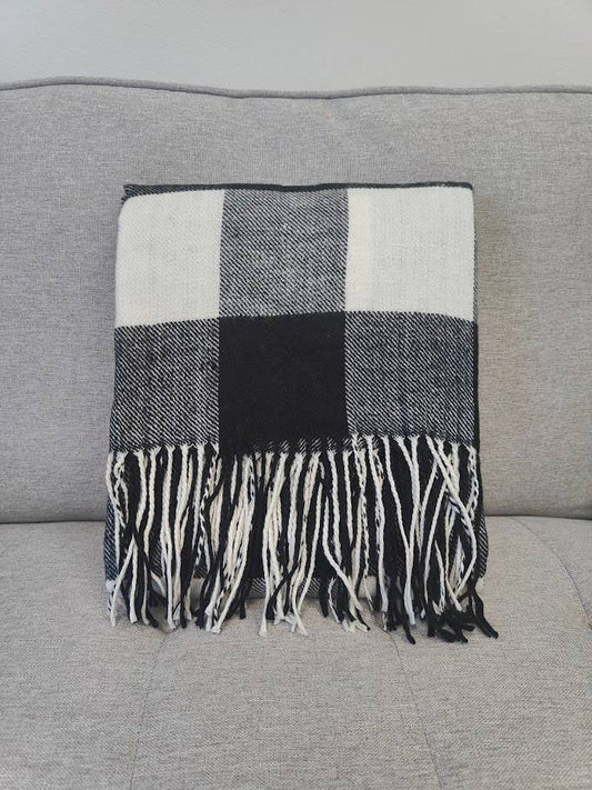 Classic Buffalo Plaid Decorative Throw Blanket