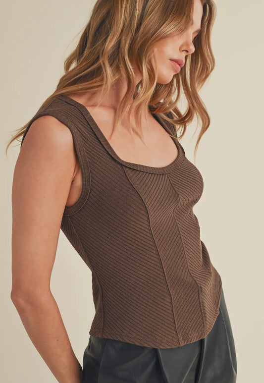 Adelle Sweetheart Neck