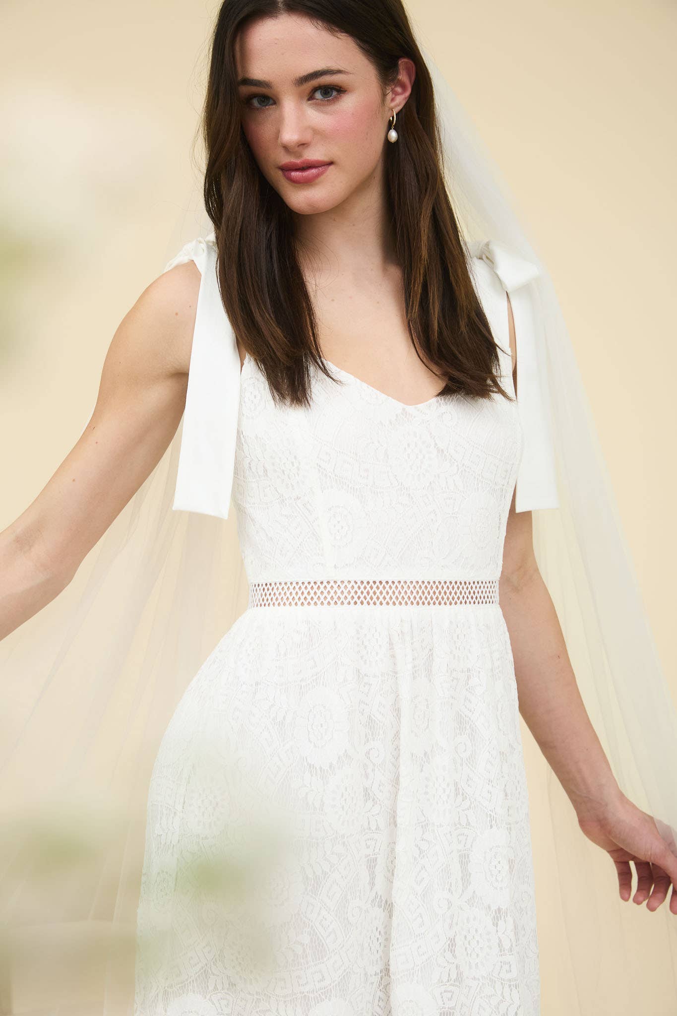 LACE TIE STRAP SHEER TRIM SLEEVELESS MIDI DRESS