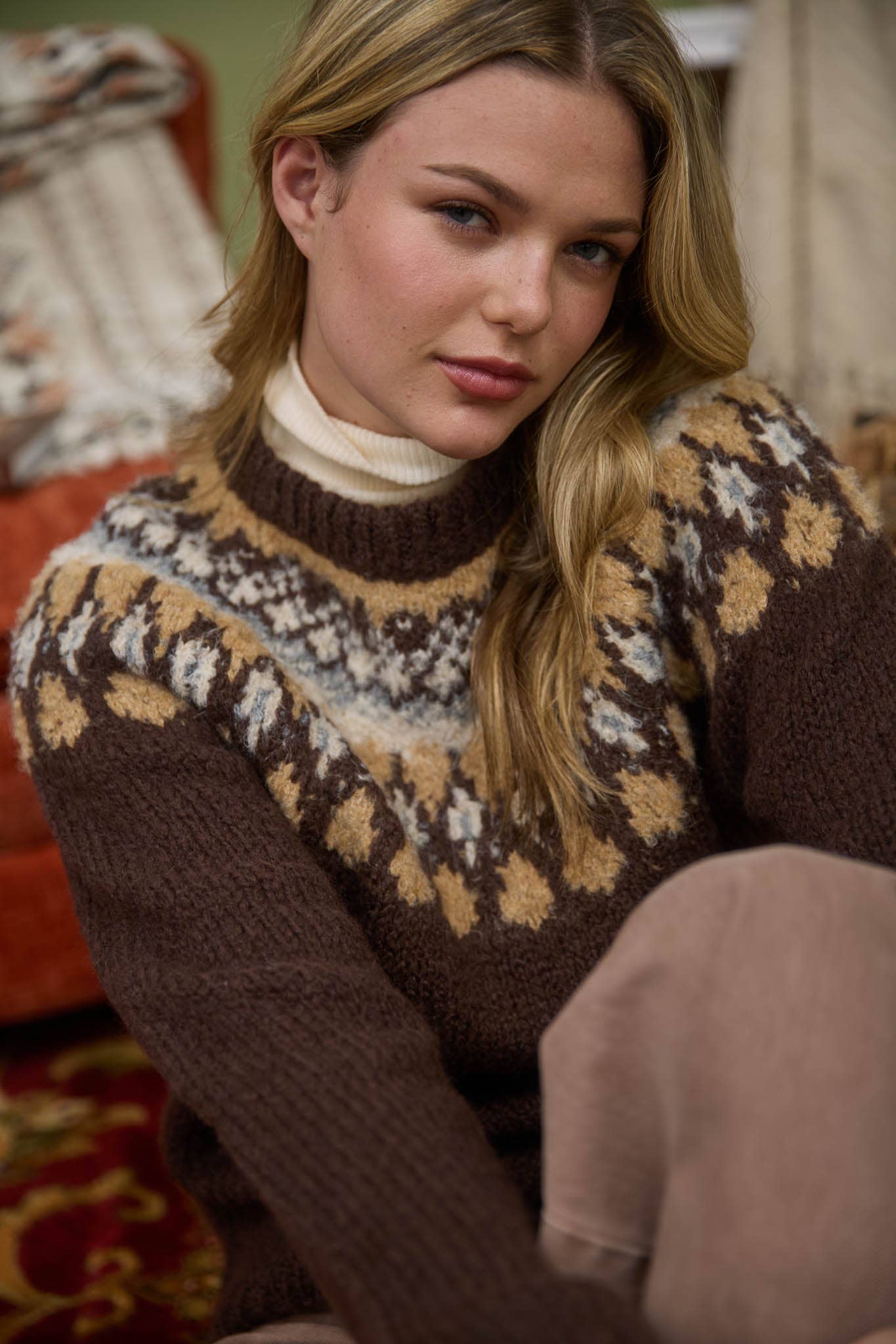 FAIR ISLE PATTERN LONG SLEEVE KNIT SWEATER