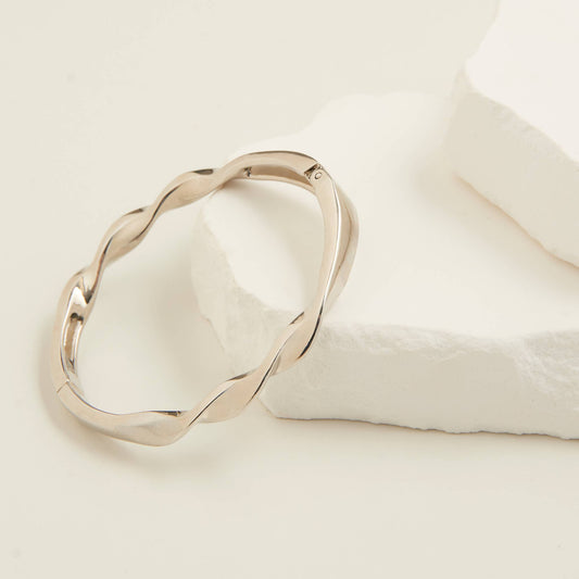 Cuff Bracelet Lumi Twisted Minimalist Hinged Design