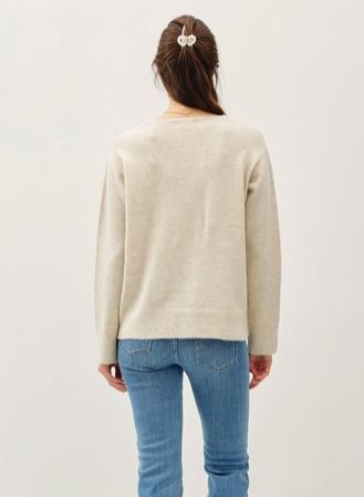 WOOL BLEND RELAXED V-NECK SWEATER