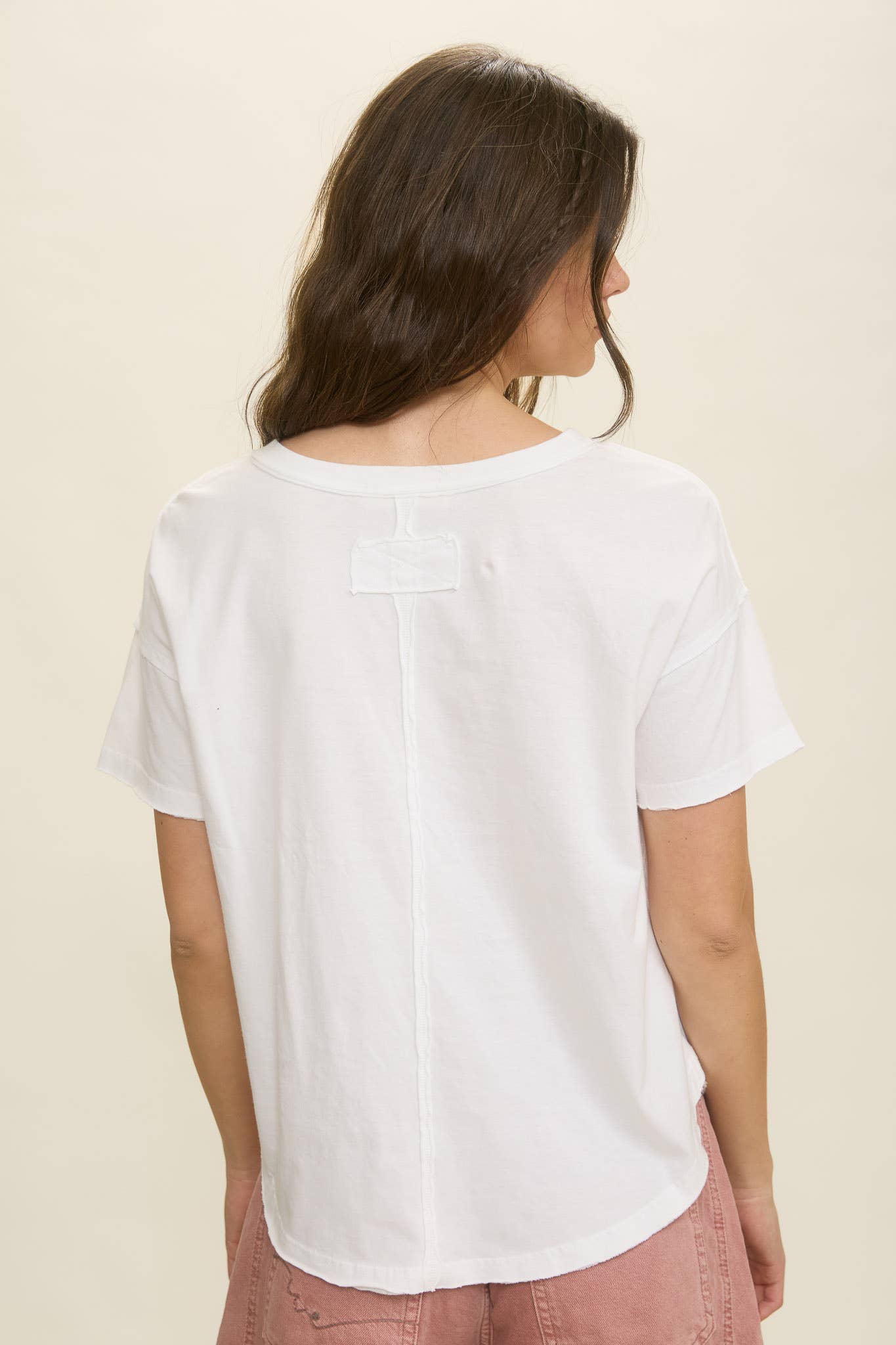 EXPOSED SEAM RAW EDGE SHORT SLEEVE TEE