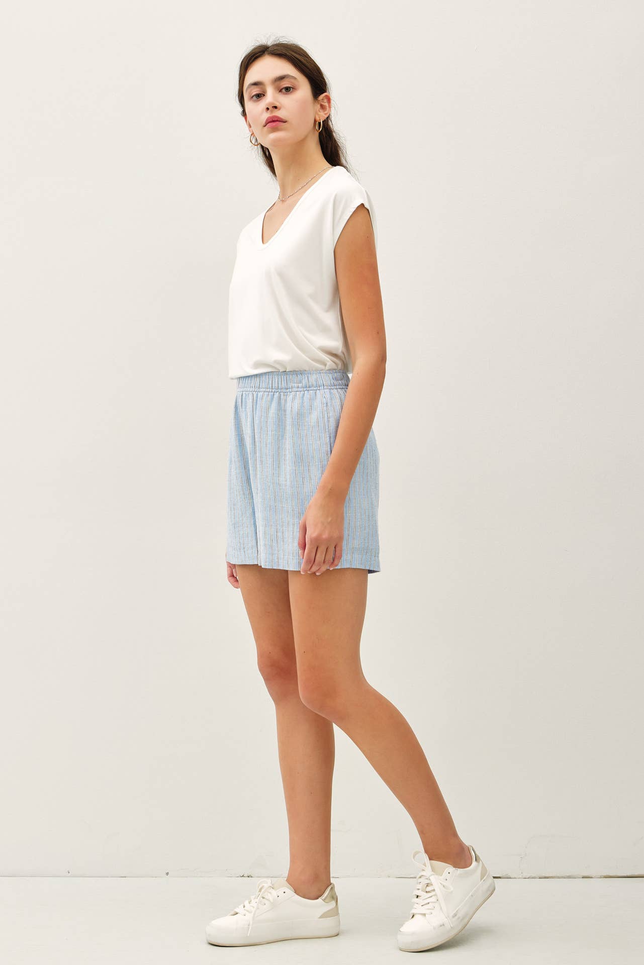 STRIPED BREEZY SHORTS WITH ELASTIC WAIST