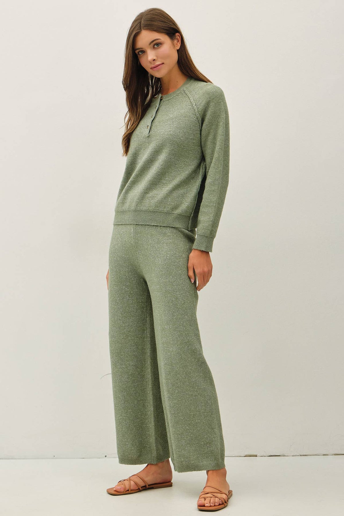 ULTRA COZY WIDE LEG SWEATER PANTS