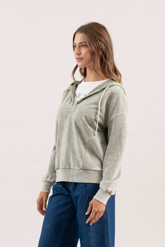 WASHED HOODED HENLEY KNIT