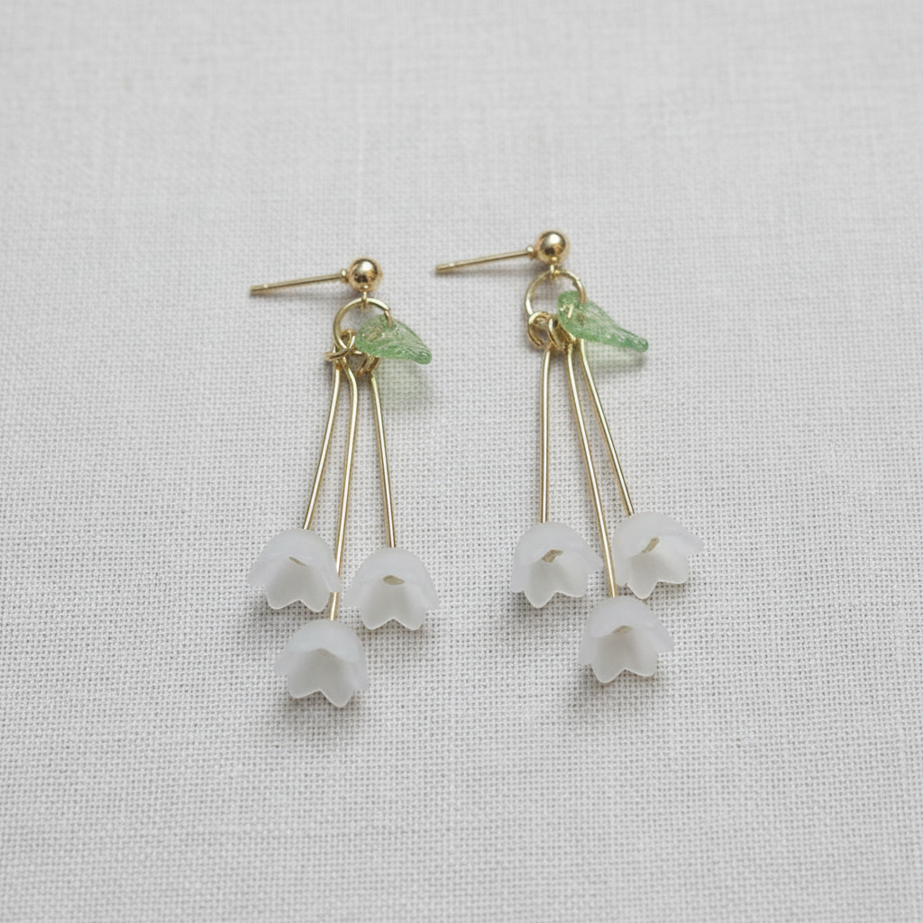 Daisy Petal Drop Earrings