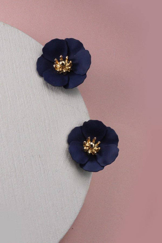 MATTE SOFT FLOWER STUD EARRING