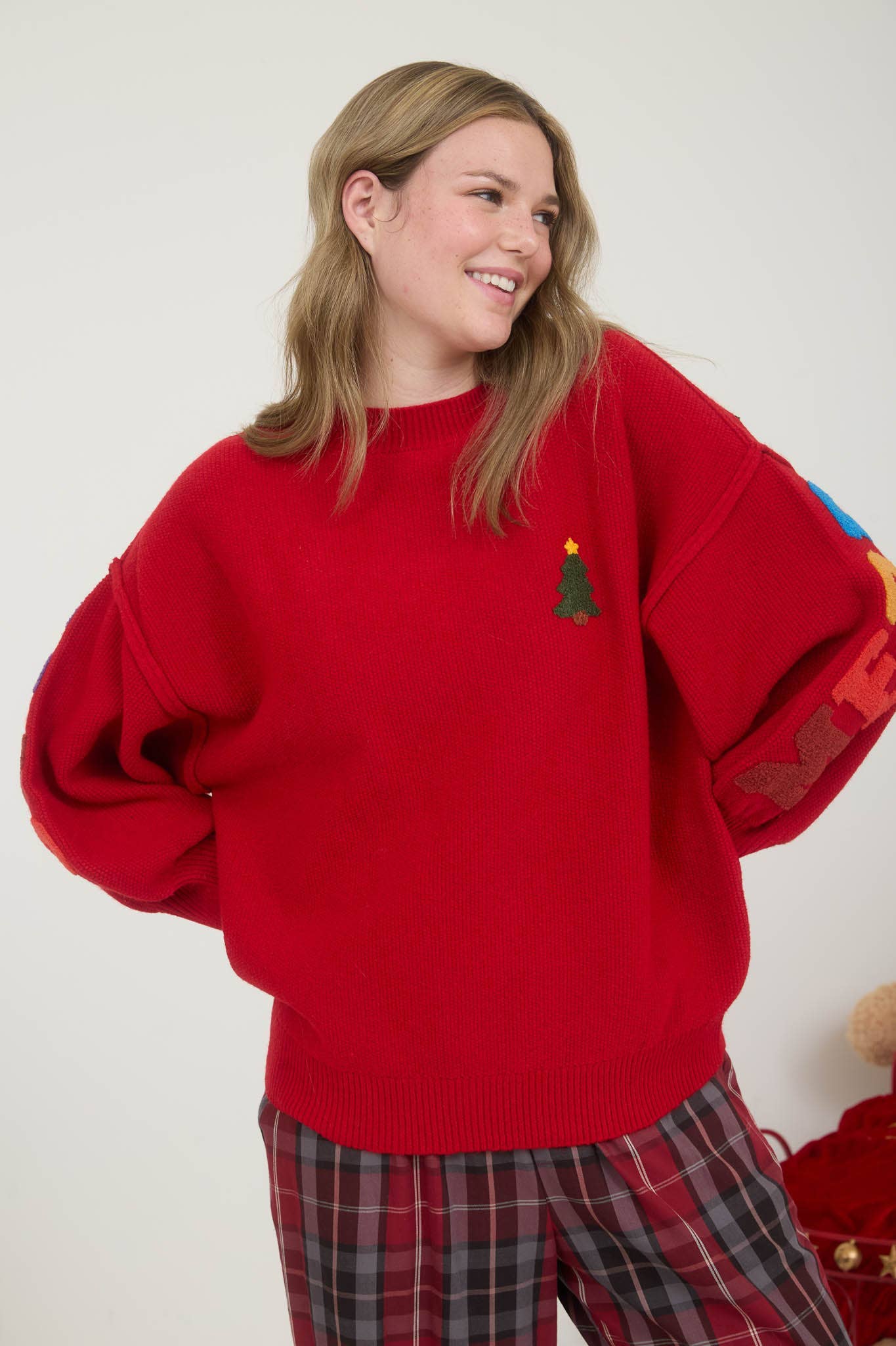 MERRY CHRISTMAS MULTICOLOR CREWNECK KNIT SWEATER