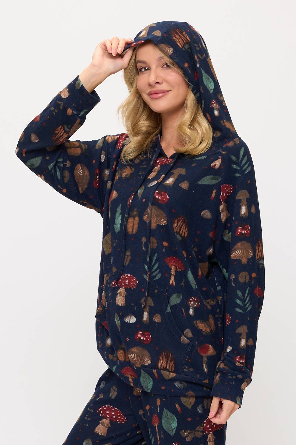 MUSHROOMS AND BUGS PRINT TUNIC HOODIE