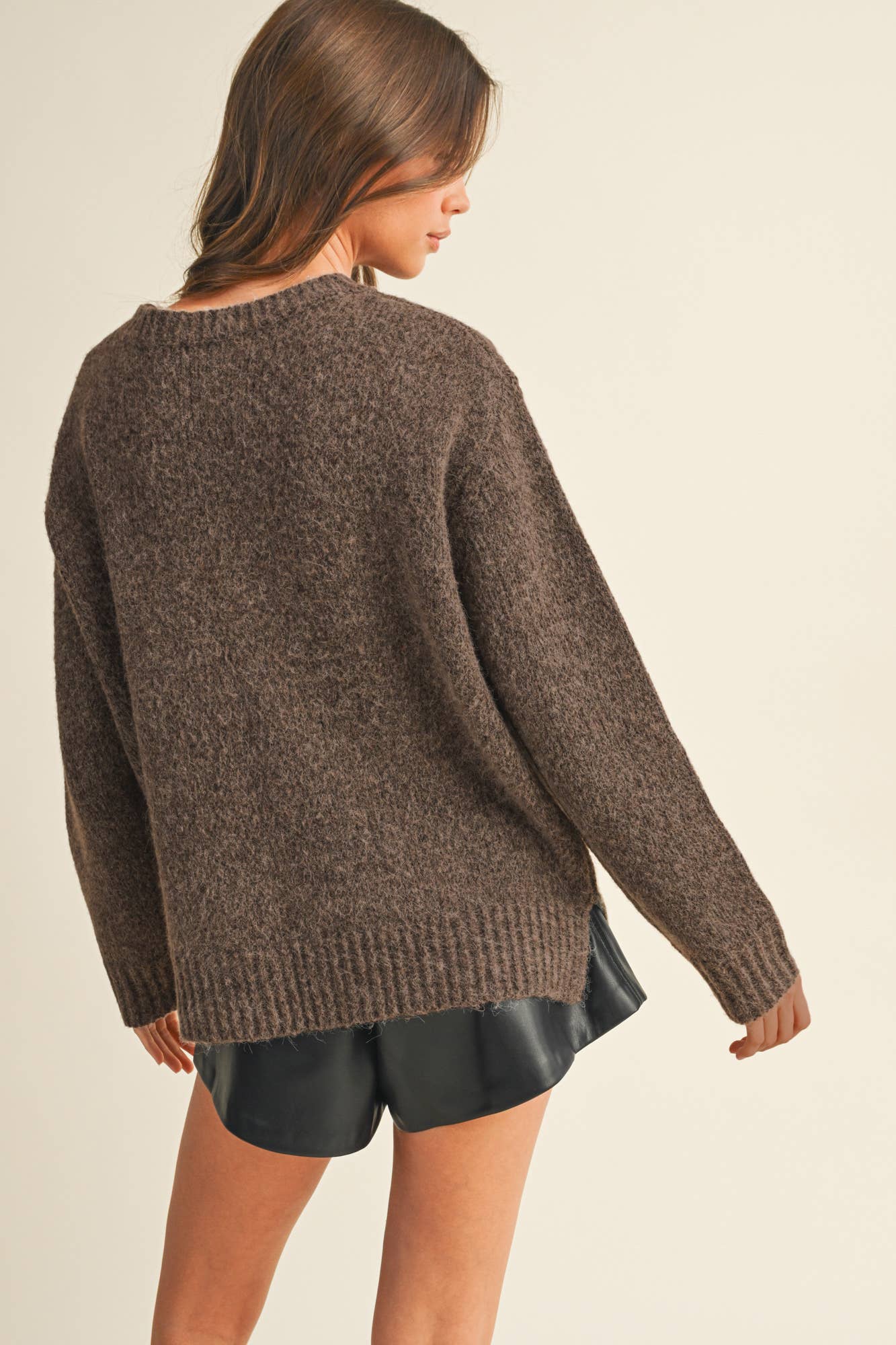 FRONT PATCH POCKET SWEATER