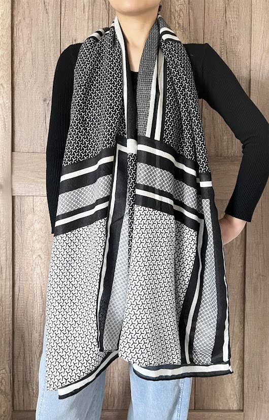 Geometric Pattern Wrap Scarf