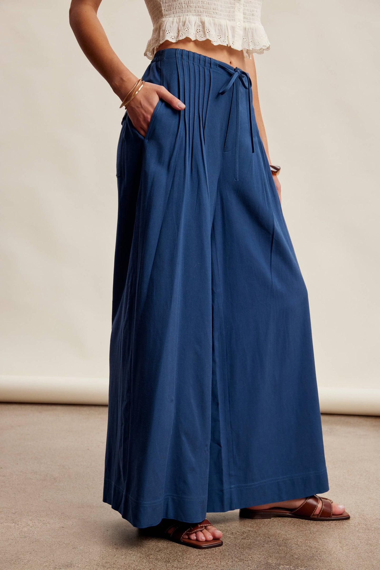 Pleated Waist Wide Leg Pants