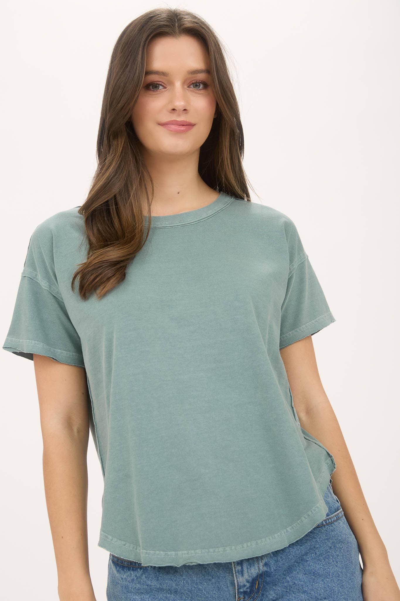 EXPOSED SEAM RAW EDGE SHORT SLEEVE TEE