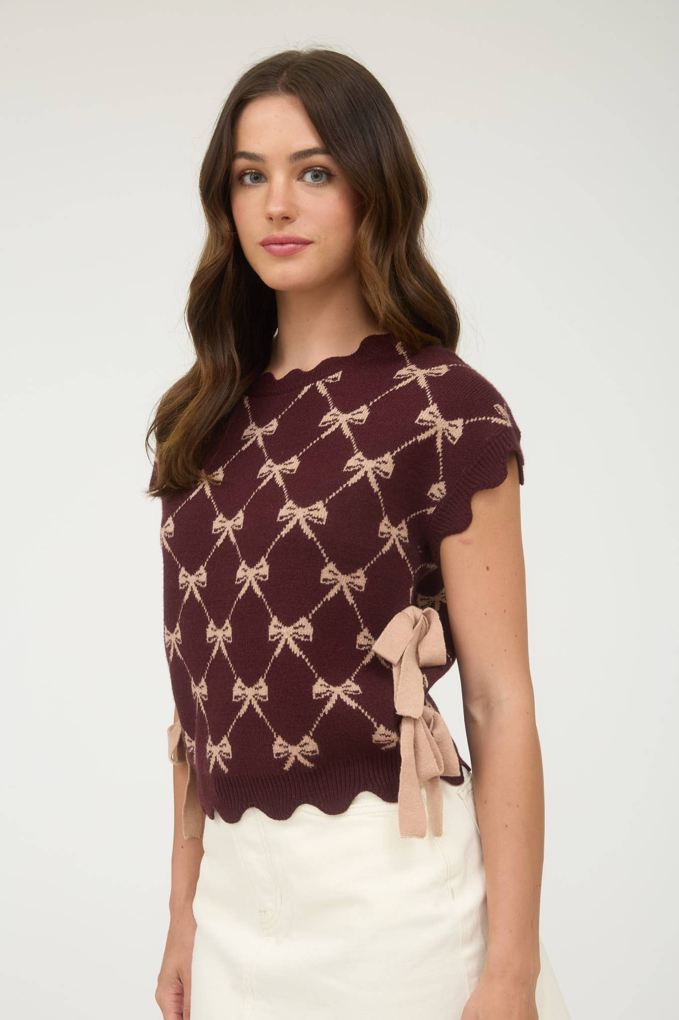 BOW PATTERN SHORT SLEEVE SIDE TIE KNIT PULLOVER