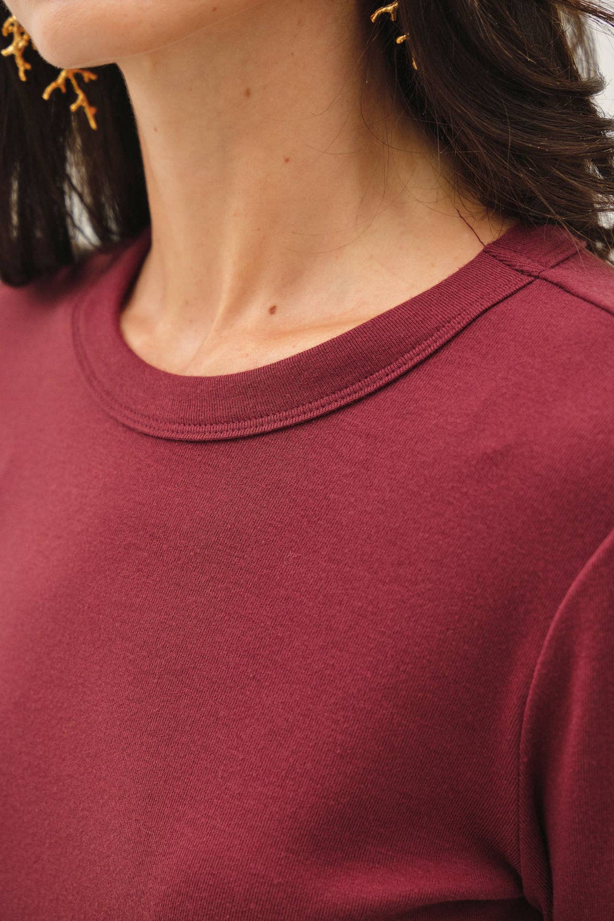 CREW NECK LONG SLEEVE KNIT TOP