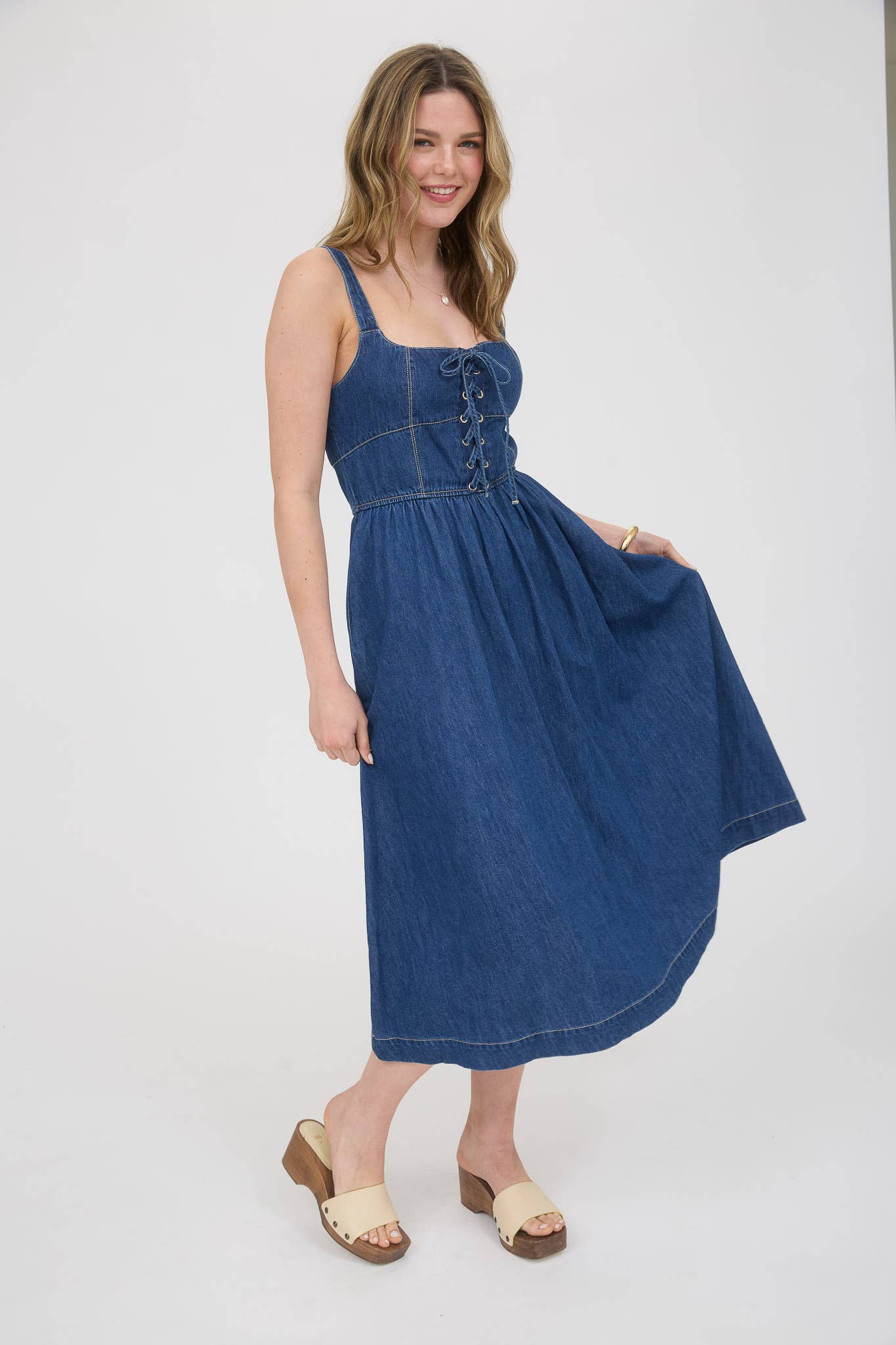 LACE UP SLEEVELESS DENIM MIDI DRESS