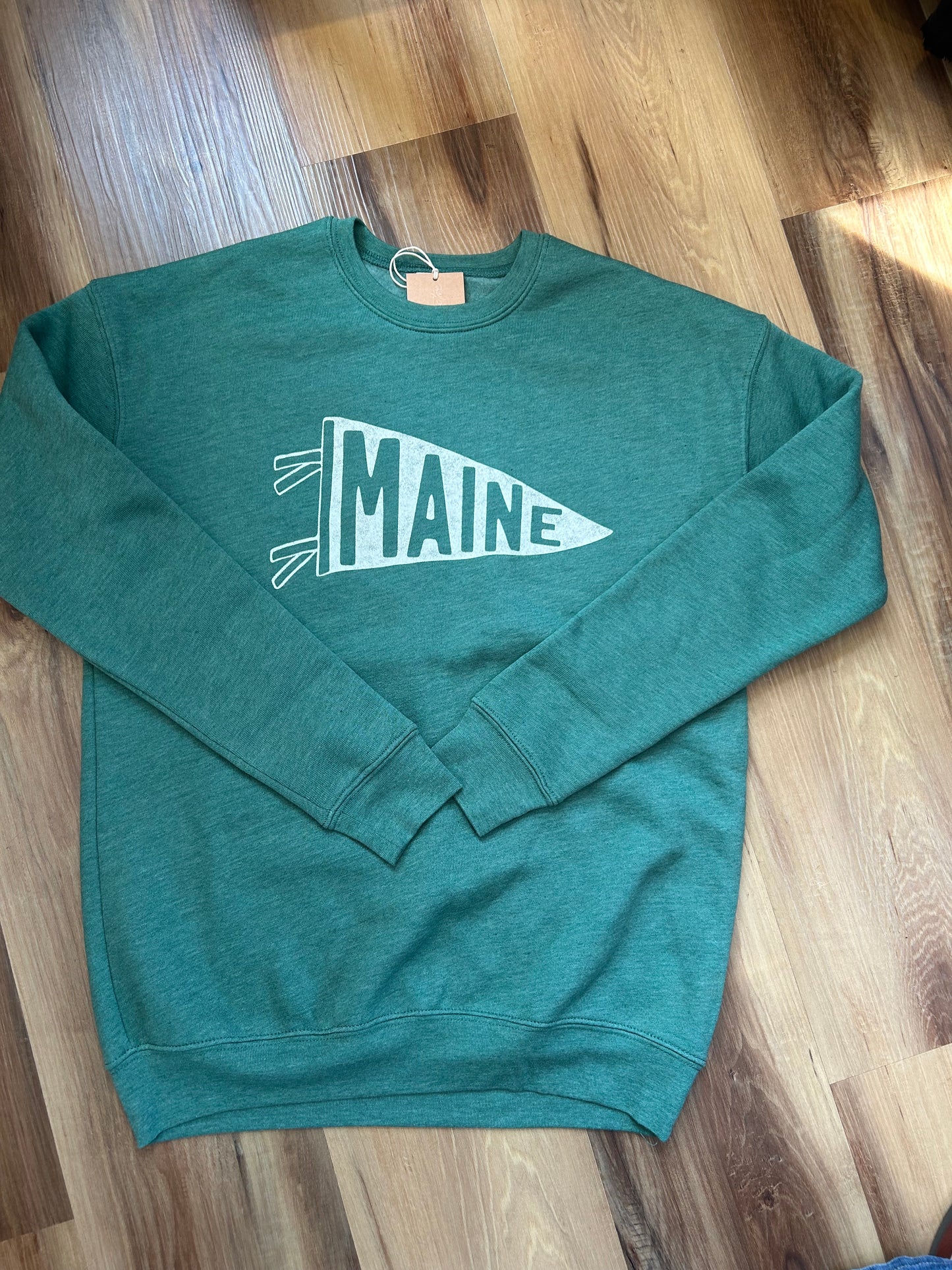 MAINE Pennant Sweatshirt