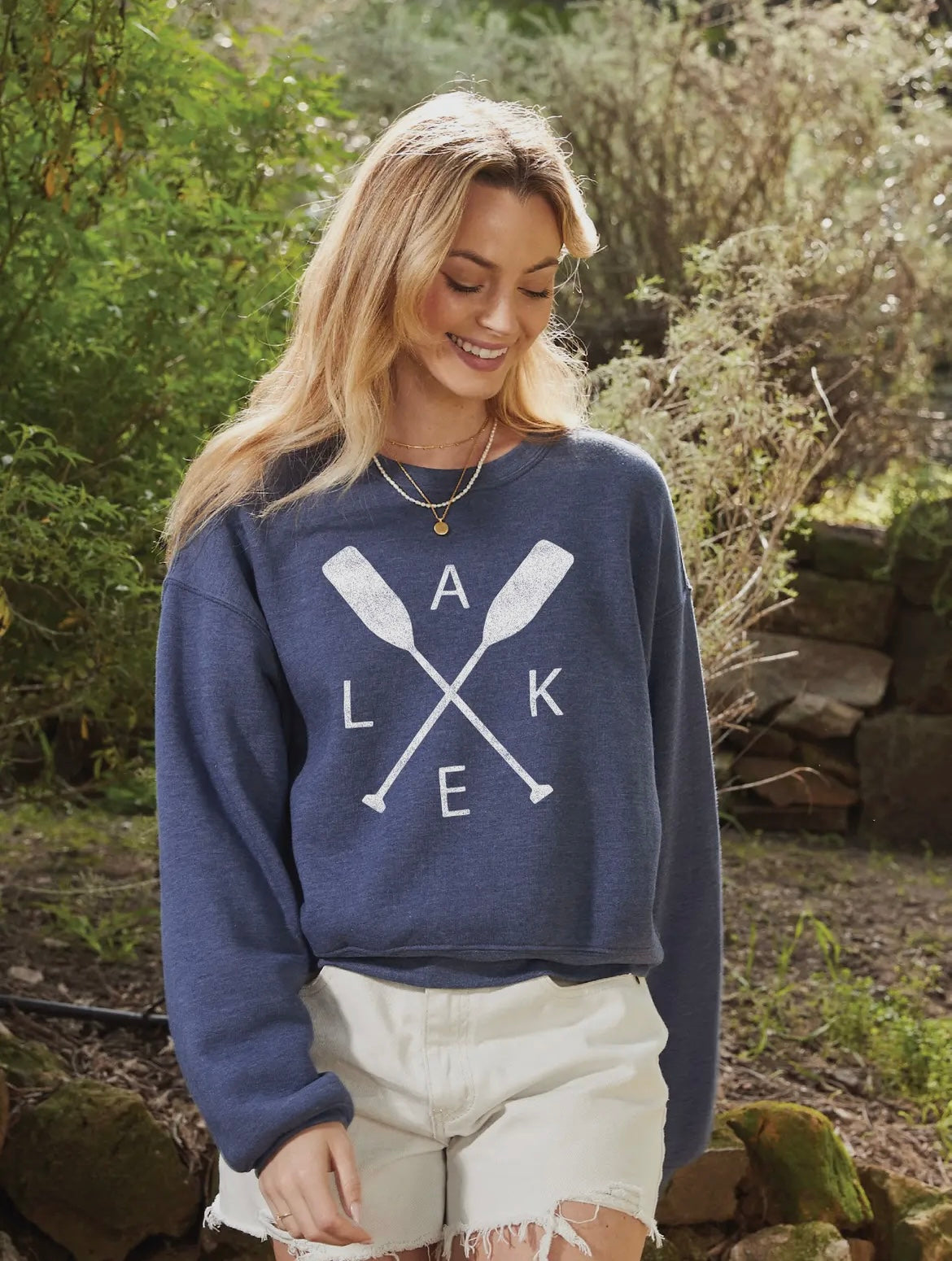 LAKE Mid Graphic Sweatshirt