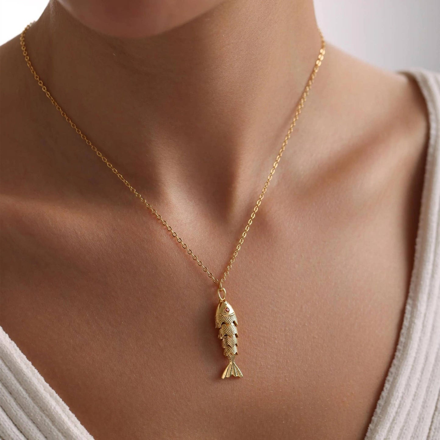 18K STAINLESS STEEL TARNISH FREE FISH NECKLACE