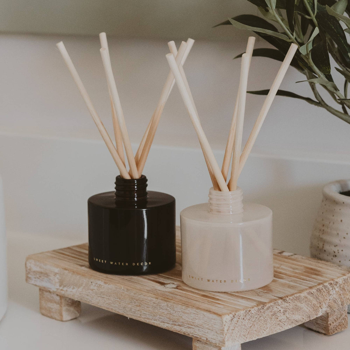 *NEW* Cashmere and Vanilla Reed Diffuser
