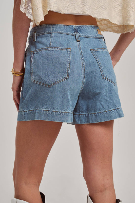 HIGH RISE DENIM SHORTS WITH STRAP TIE AT THE WAISTBAND