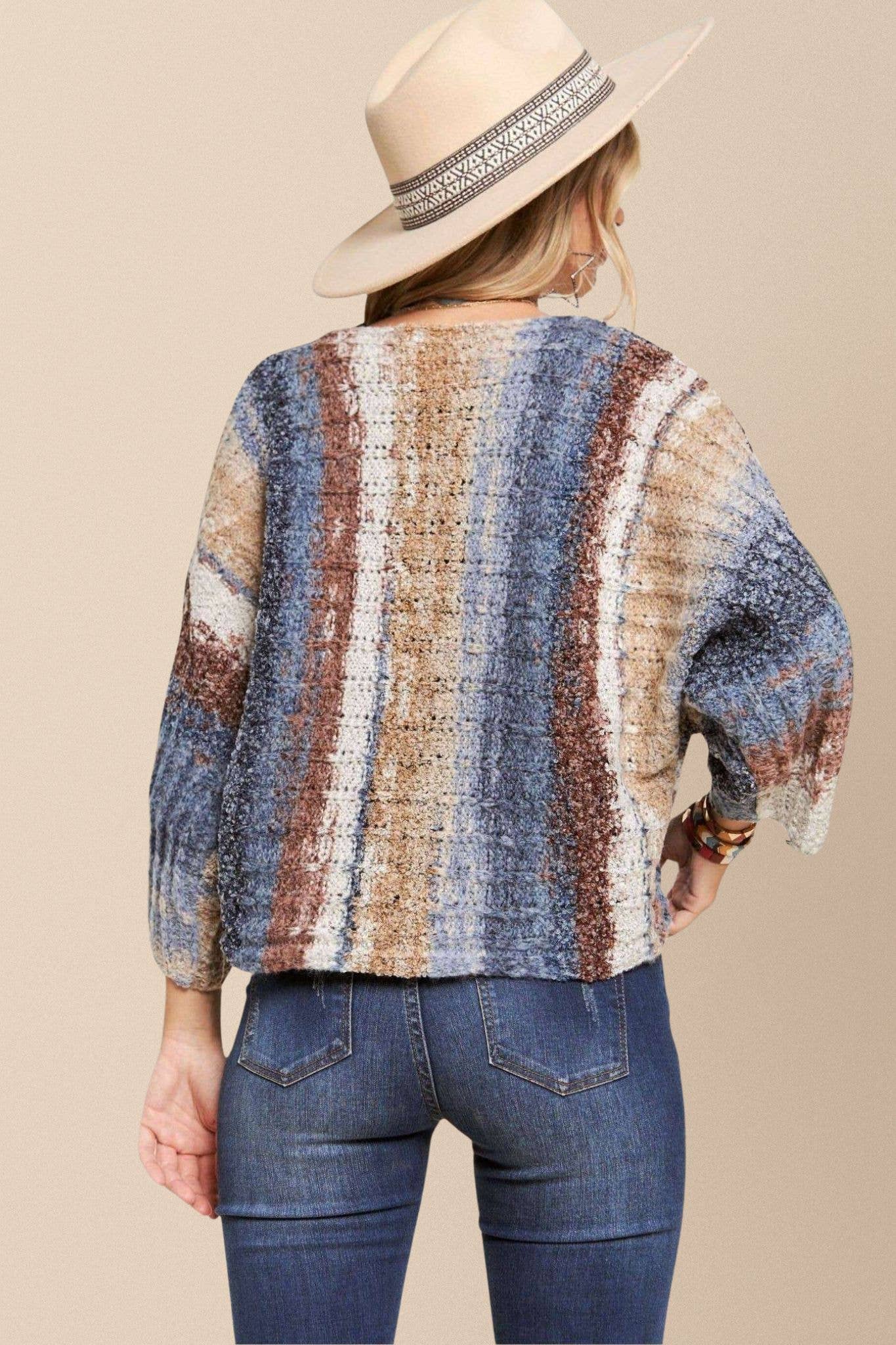 MULTI COLOR SWEATER TOP