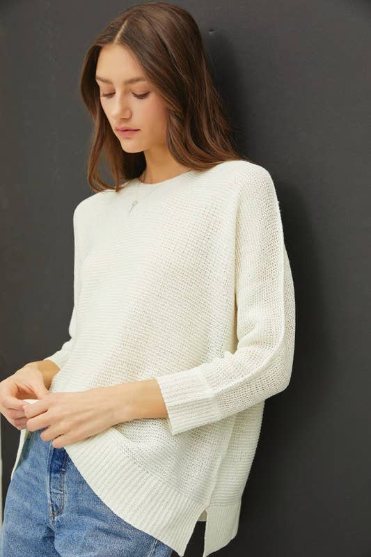 CLASSIC PULLOVER 3/4 SLEEVE KNIT SWEATER