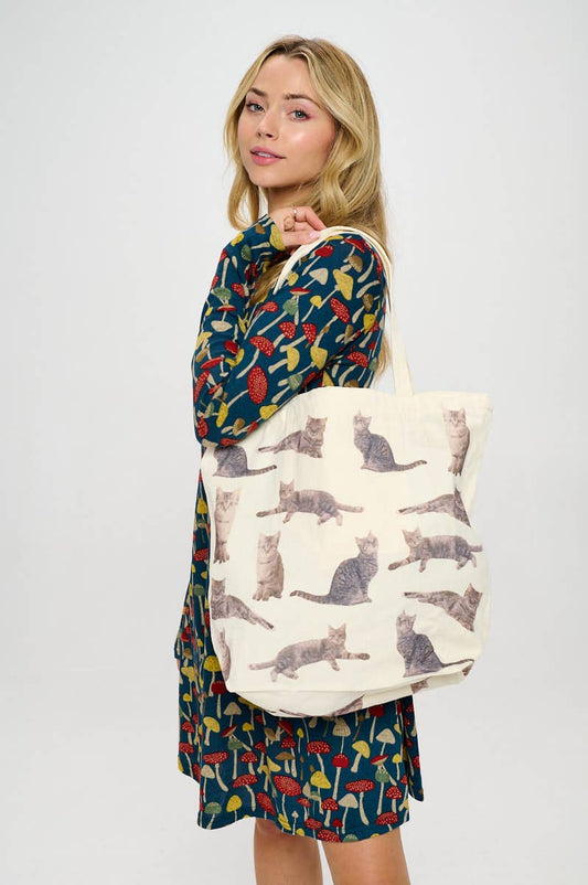 GREY TABBY CAT PRINT TOTE BAGS