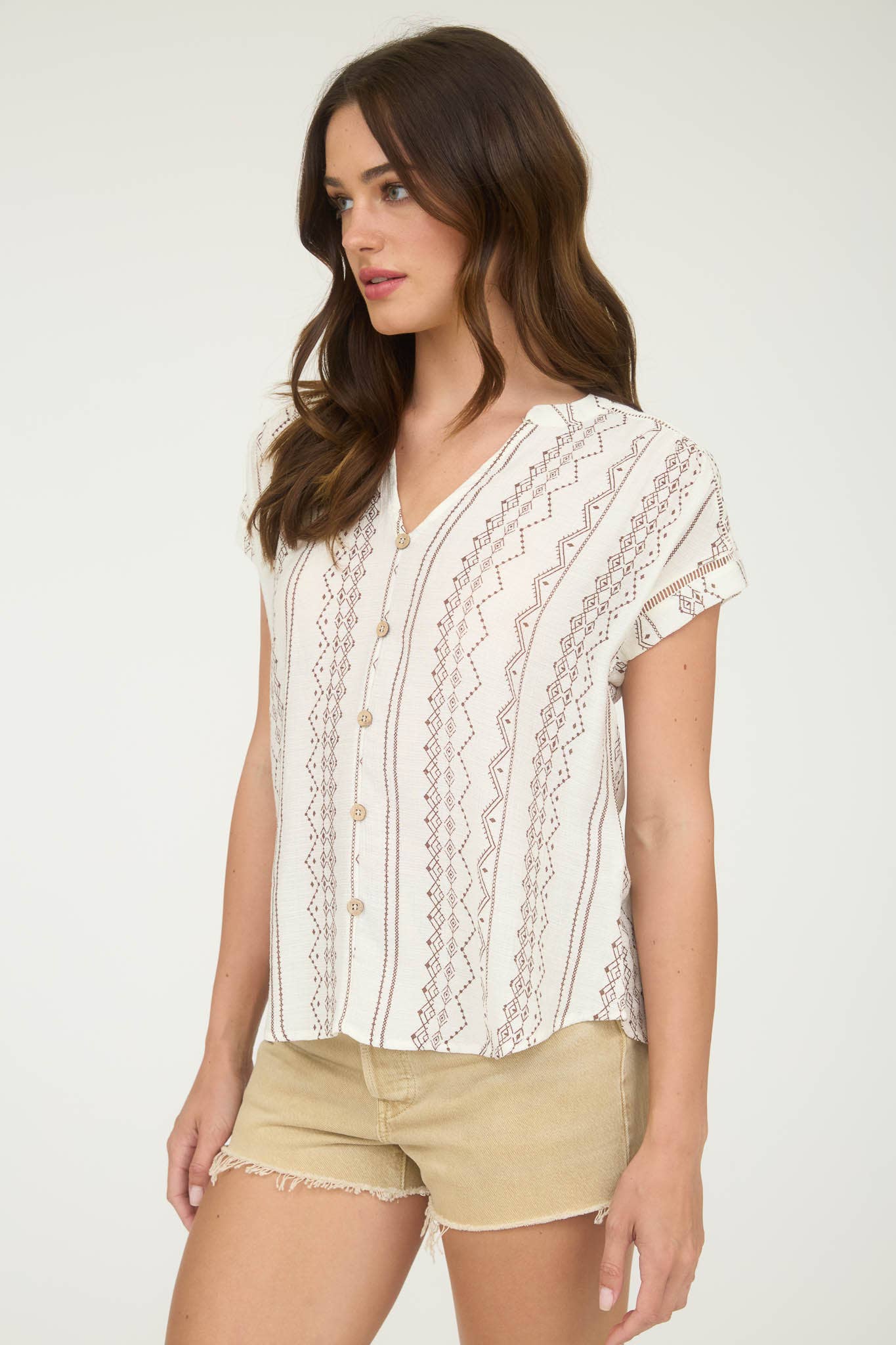 GEO PATTERN BUTTON DOWN SHORT SLEEVE SHIRT