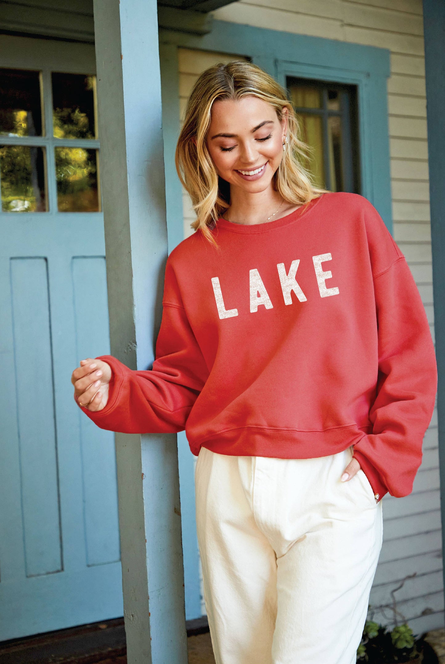 LAKE Mid-length Graphic Sweatshirt