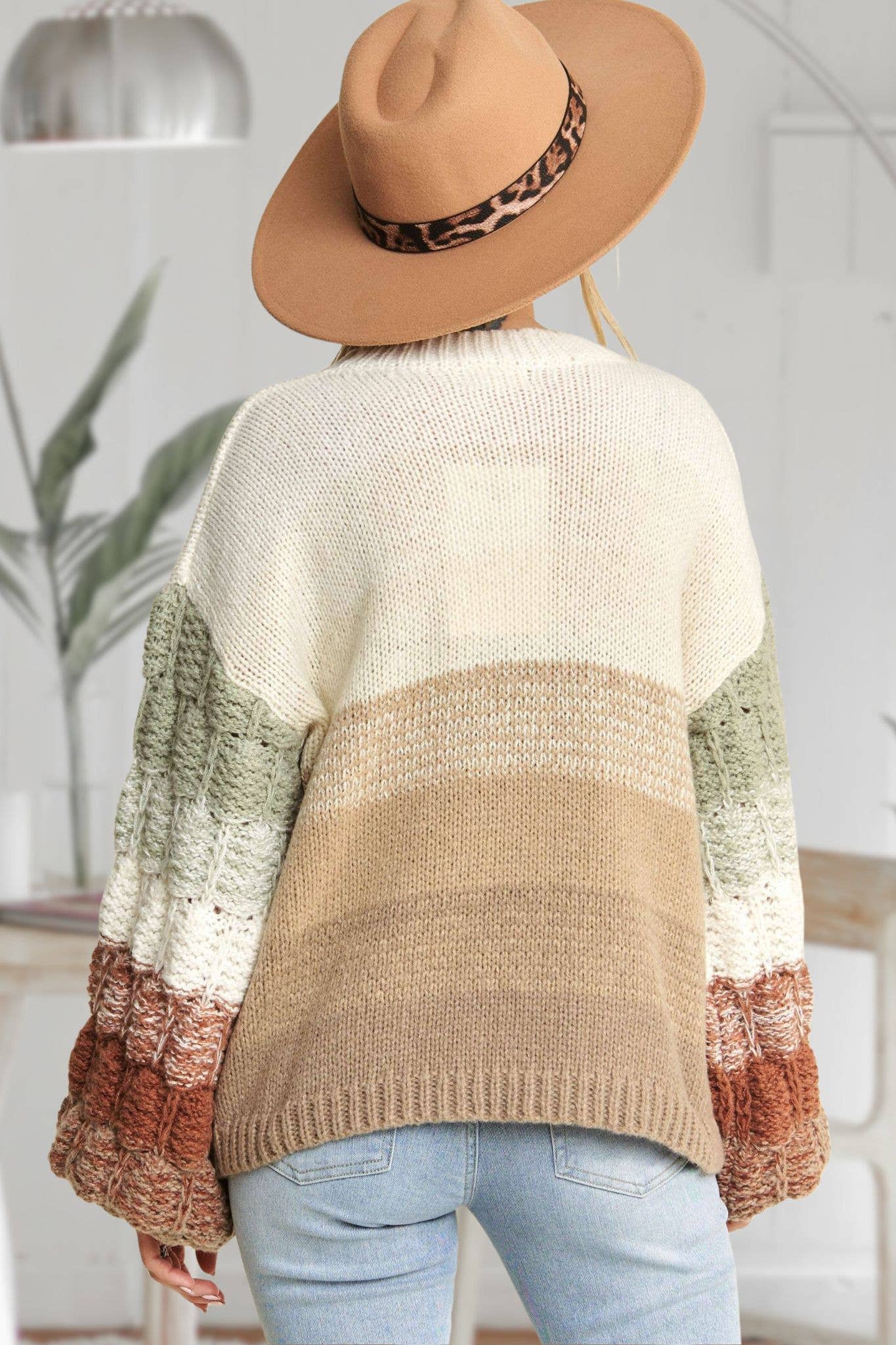 PUFF SLEEVE OMBRE SWEATER TOP
